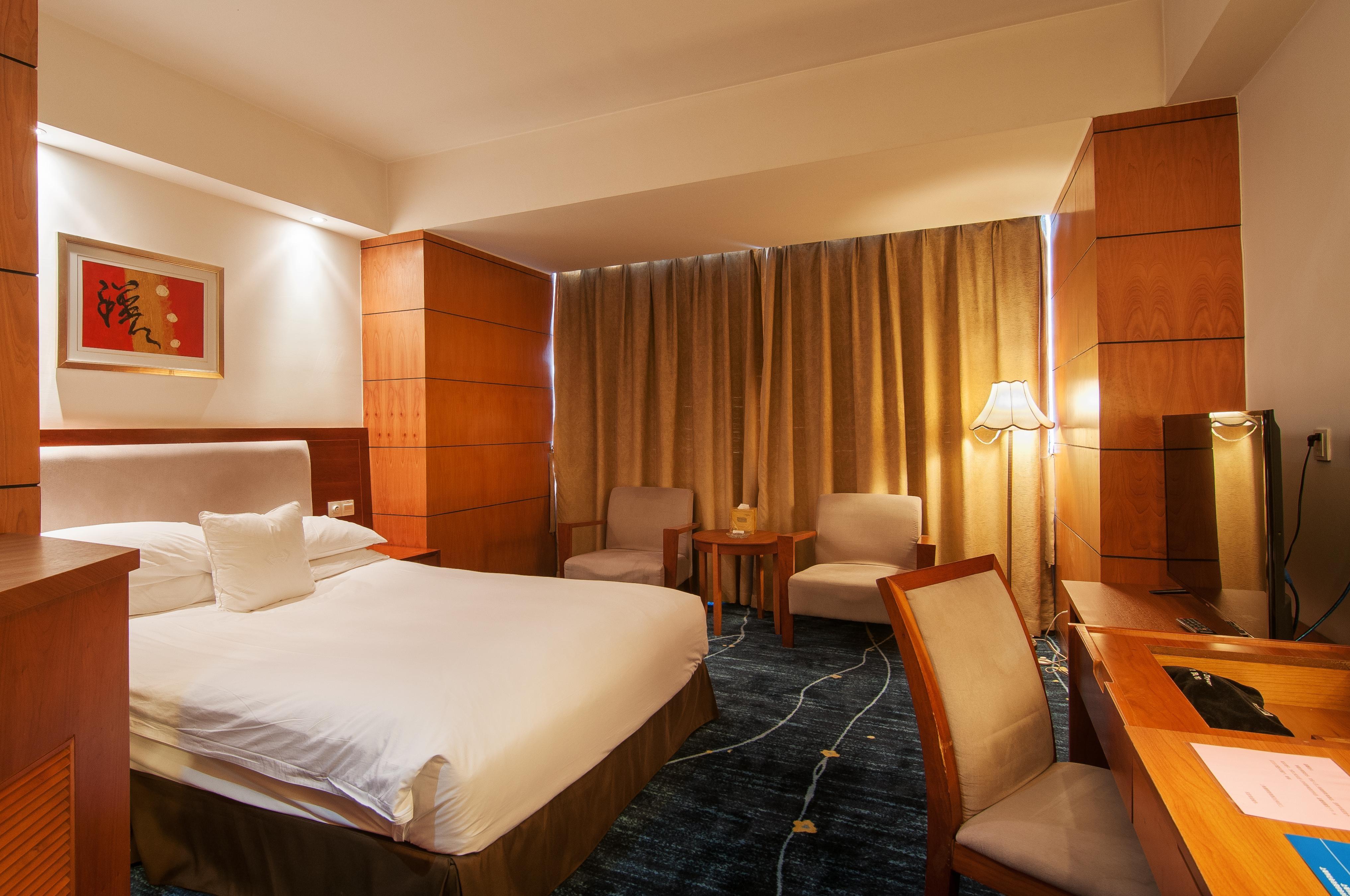 Gloria Plaza Hotel Kangqiao Shanghái Exterior foto