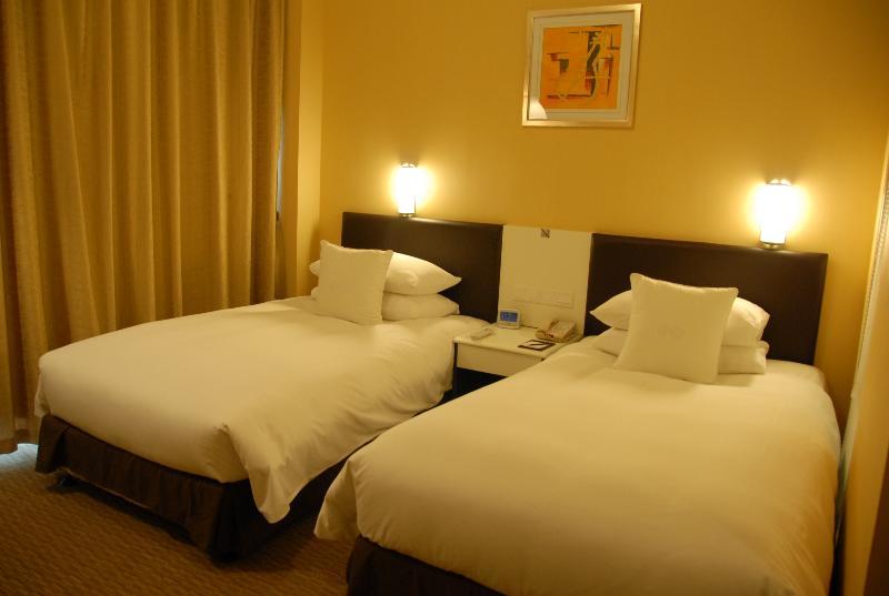 Gloria Plaza Hotel Kangqiao Shanghái Exterior foto