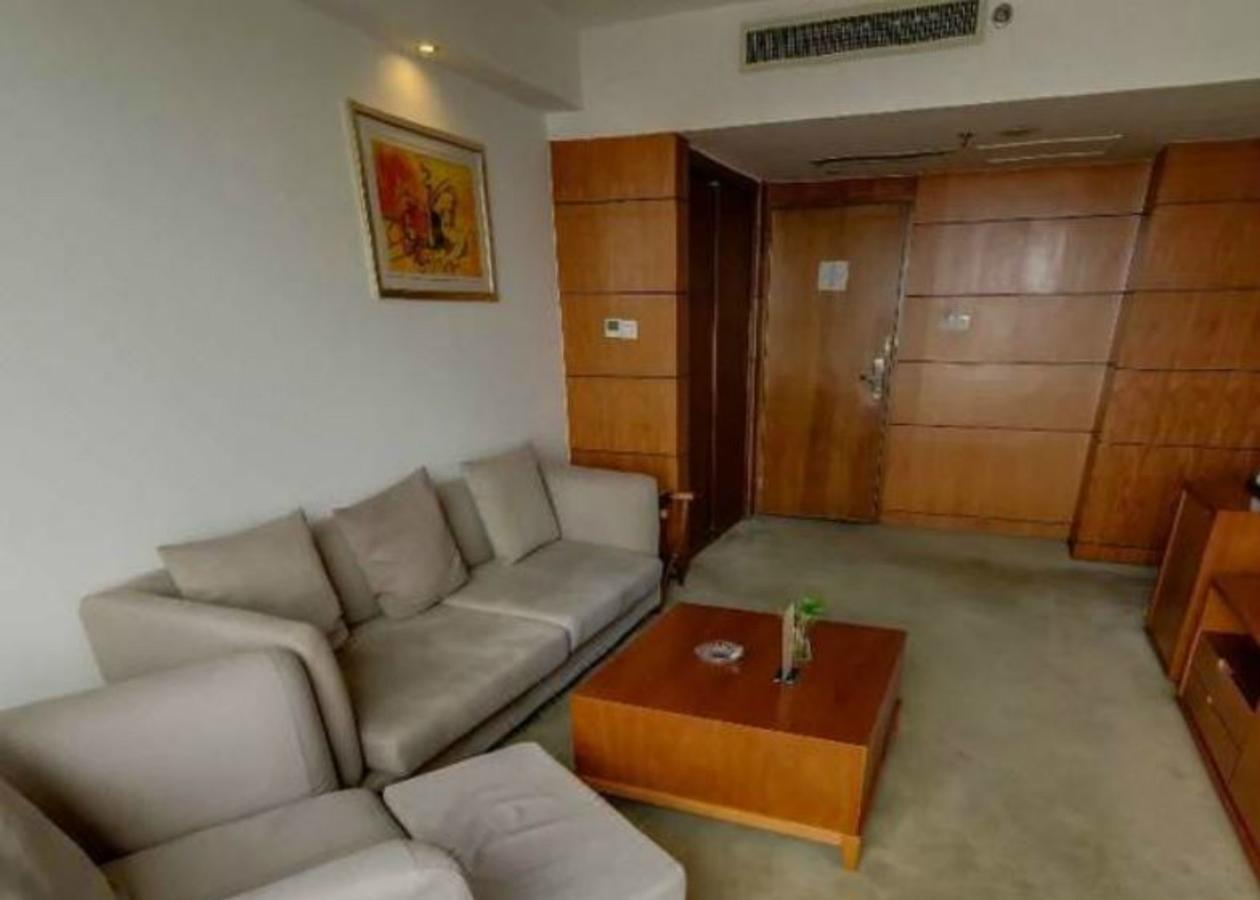 Gloria Plaza Hotel Kangqiao Shanghái Exterior foto