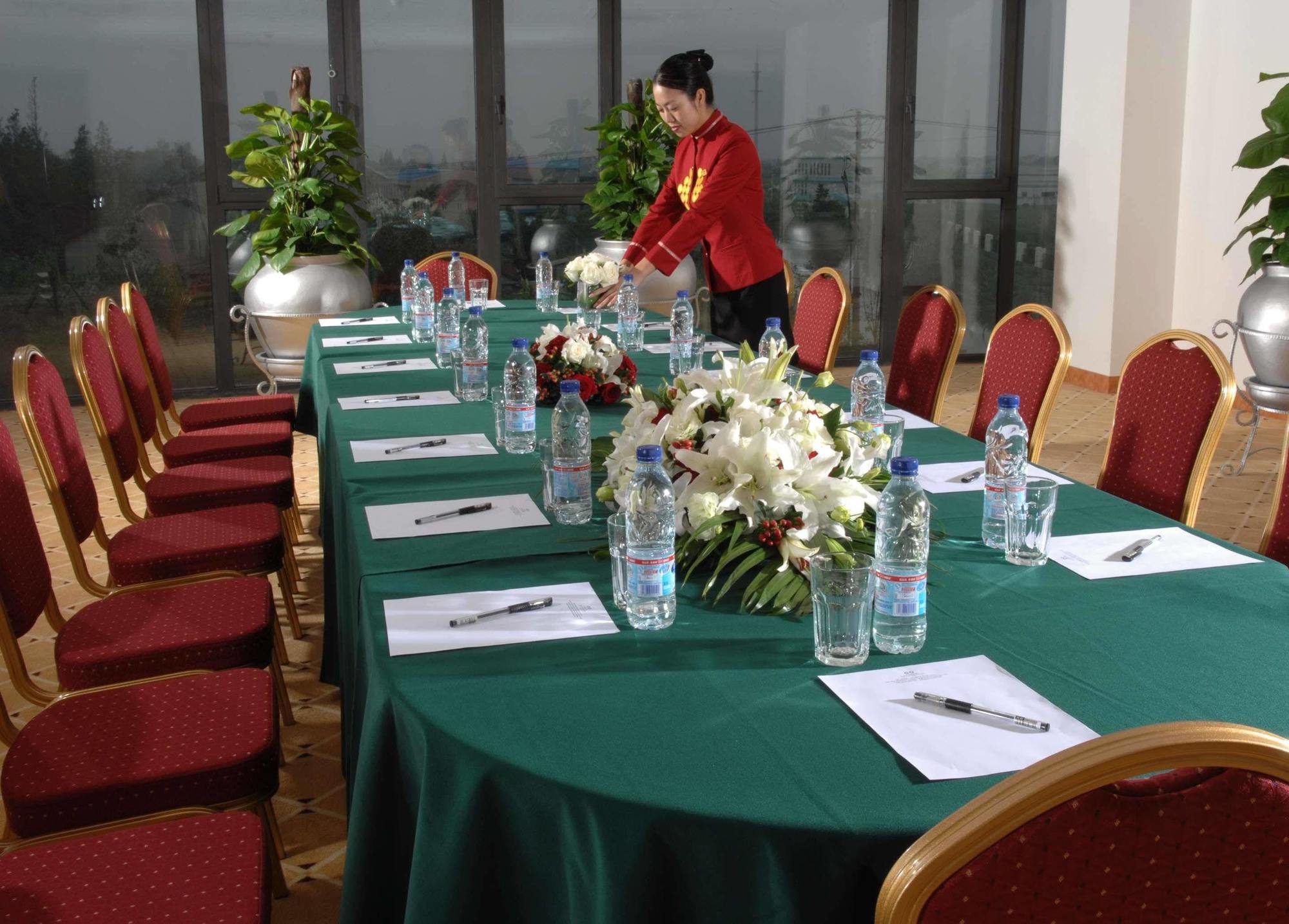 Gloria Plaza Hotel Kangqiao Shanghái Facilidades foto